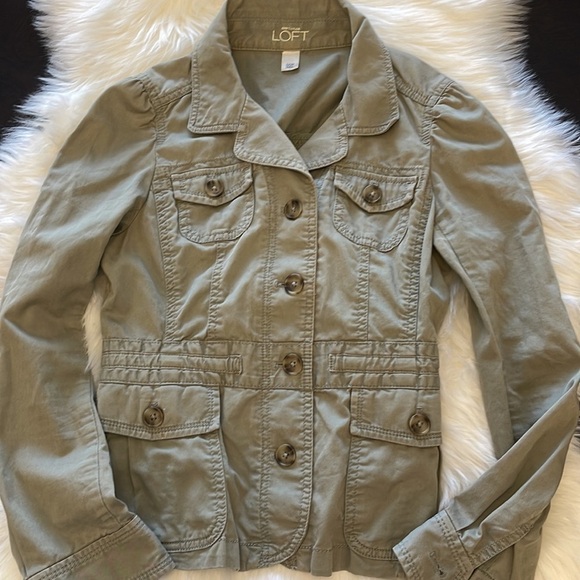 ANN Taylor Loft Khaki Cargo Jacket Size 00P - Picture 2 of 6